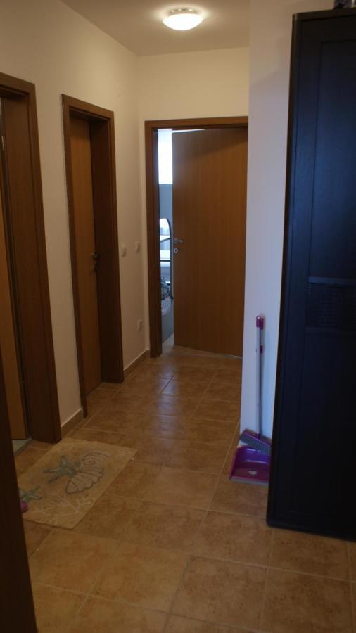 Cozy Apartment With Sea View And Free Parking Pomorie Exterior photo